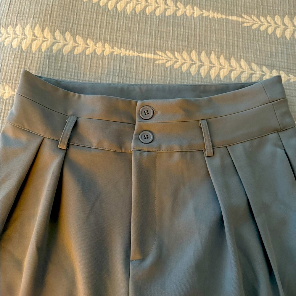 Cute light blue pants!
